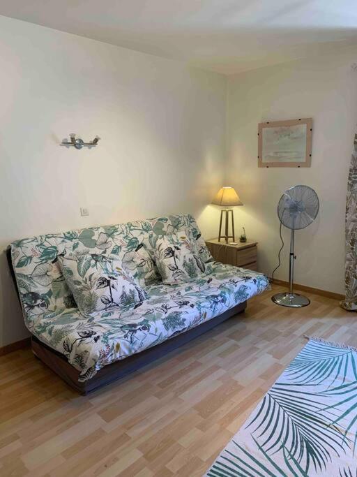 Aubenas Plein Centre Tout Pres Du Chateau ภายนอก รูปภาพ
